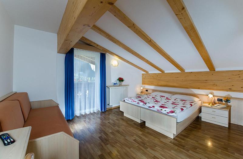 Albergo Fiordaliso Canazei Quarto foto