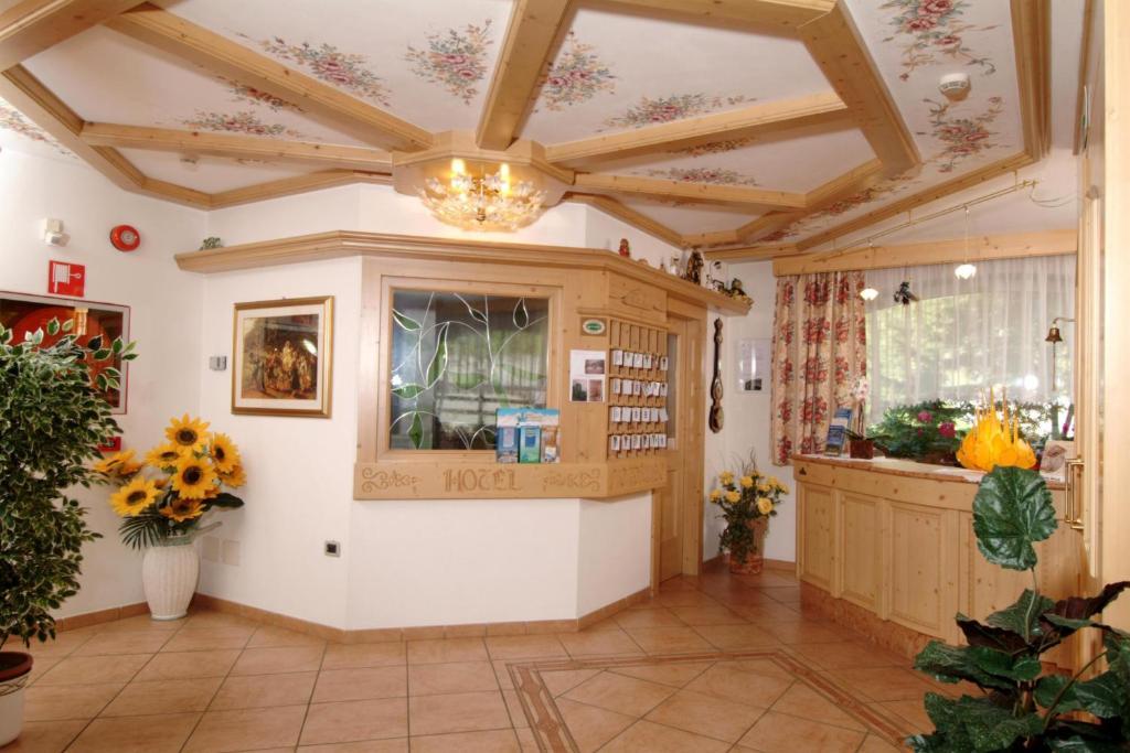 Albergo Fiordaliso Canazei Quarto foto